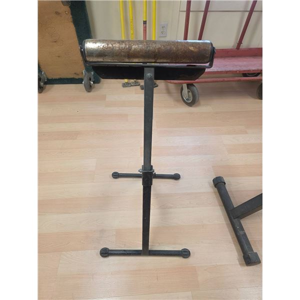 Adjustable Roller Stand for Material Support with Metal Construction