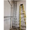Image 1 : Aluminum Extension Ladder 26ft