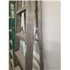 Image 2 : 6′ Aluminum Step Ladder with Reinforced Support Hinges