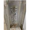 Image 2 : Lite Products Inc. 8215 Portable Step Ladder with Extended Platform