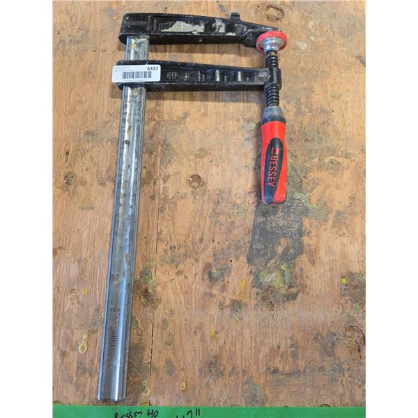 Bessey MODEL 40 Bar Clamp with Wood Handle 16×7 – LOT OF 1