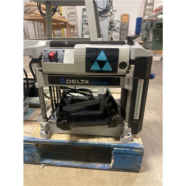 Delta 12-1/2 Inch Portable Planer Model TP-400LS