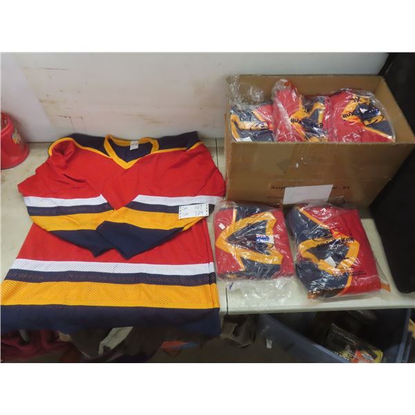 15 x New In Bag Hockey Jerseys Size XL
