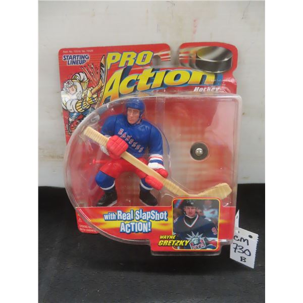 Wayne Gretzky Pro Action Hockey Figure