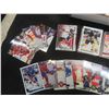Image 2 : Approximately 440 Hockey Cards