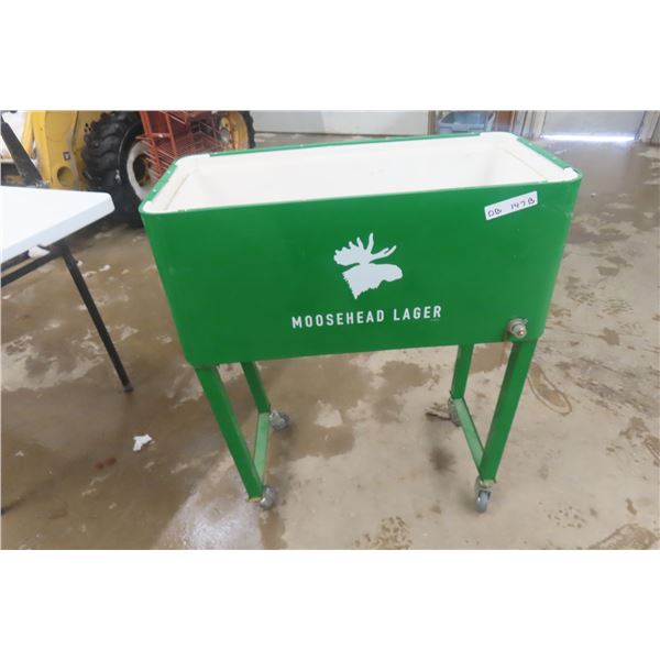 Moosehead Lager Rolling Ice Beer Cooler, 30" x 31" x 15"