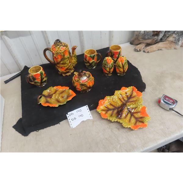 Feuilles Tea Set with Tray and Sugar Pot