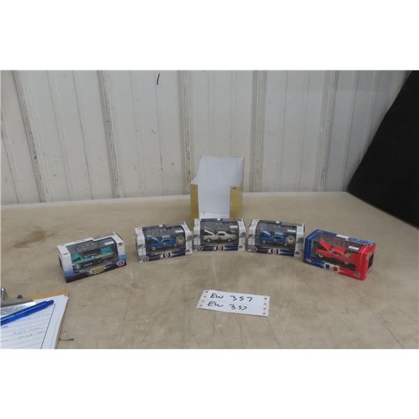 5x M2 Die Cast Cars in Box, 1/64 Scale