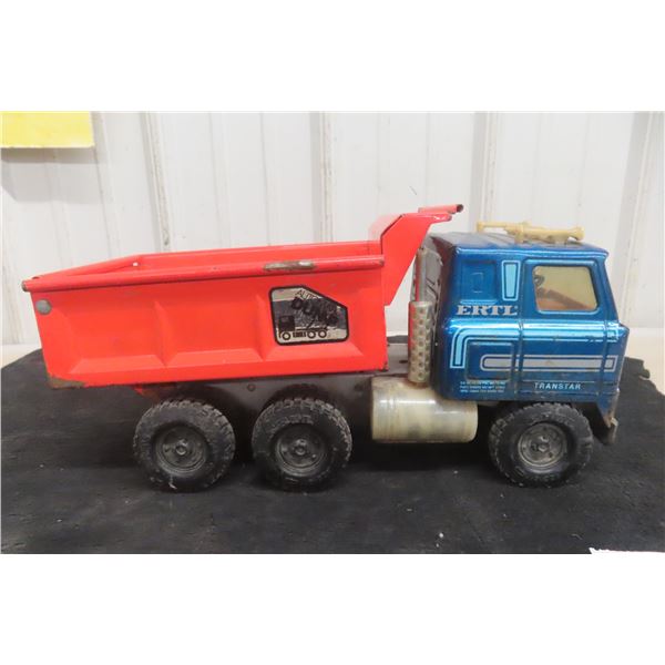 Ertl Pressed Metal Dump Truck, 13 in.
