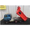 Image 5 : Ertl Pressed Metal Dump Truck, 13 in.