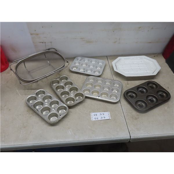 Kitchenware Lot With Strainer, Muffin And Donut Pans, And Rosenthal Maria White Porcelain Serving P