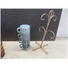 Image 8 : Vintage Chip And Dip Bowl Set With Candy Dish, 7 Juice Glasses And Pitcher, Cup Tree, And 5 Coffee
