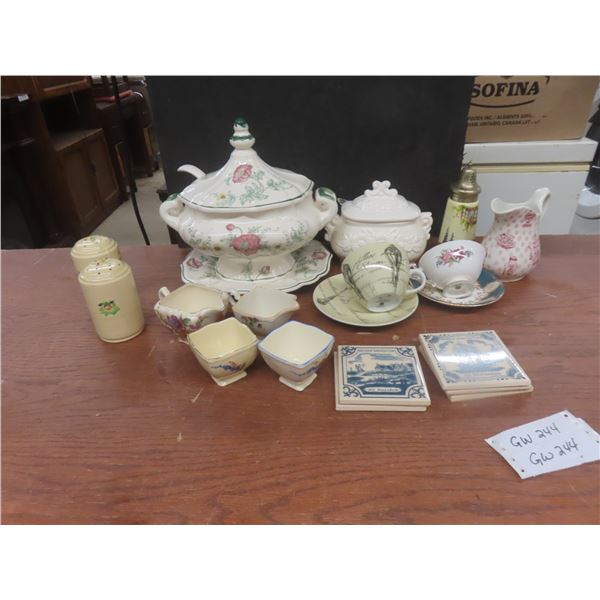China Soup Tureen Set With Plate, Ladle, Creamers, Sugar Bowl, Salt And Pepper Shakers, Trivets And