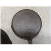 Image 5 : Three Cast Iron Frying Pans Measuring 9 1/2", 8" And 6 1/2"