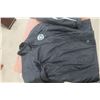 Image 2 : Three Clean Men's Winter Jackets, Sizes XL, L, and 2XL