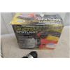 Image 4 : 2 Spot Lights, Makita 14.4v Drill, Power Paint Sprayer