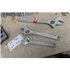 Image 7 : 3/8 Standard Socket Set, Mastercraft 14-Piece Metric Wrench Set, Crescent Wrench Pliers, Mostly New