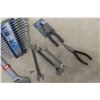 Image 8 : 3/8 Standard Socket Set, Mastercraft 14-Piece Metric Wrench Set, Crescent Wrench Pliers, Mostly New