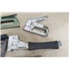 Image 3 : 5 Staplers and Quantity of Staples