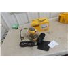 Image 1 : New DeWalt D26441 1/4 Sheet Palm Grip Power Sander