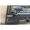 Image 6 : Mastercraft 131-Piece Socket Set New, Standard and Metric 1/4, 3/8, 1/2