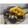 Image 4 : DeWalt 7 1/4" Circular Saw With Case, Model DW362