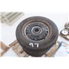 Image 2 : 4x Michelin Tires With Rims 195/60R15