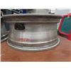 Image 4 : Four Aluminum Rims, Size 235/65R17