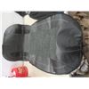 Image 15 : Two Headlights for 2009 Honda Accord With Seat Covers