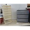 Image 1 : 2 Plastic Organizers & Shoe Rack