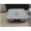 Image 3 : Hamilton Beach Food Dehydrator with Instruction Manual