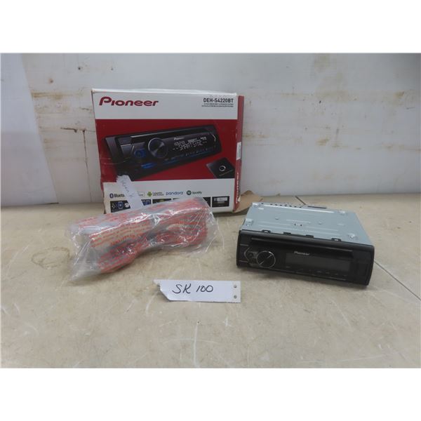 Pioneer Car Stereo Deck With Remote Control