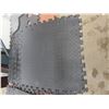 Image 3 : Exercise Floor Mats 11pc 24x24, 3pc 18x24, 40pc 10x19 + 2 irregular