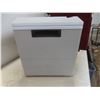 Image 3 : Koolatron Kool Caddy Cooler With AC and DC Power