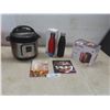 Image 1 : Instant Pot, Salton Mini Chopper, Stainless Steel Water Bottle