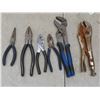 Image 7 : Hand Tools: Hammers, Hack Saw, Safety Gear, Knives, Grinding Wheel