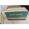 Image 4 : General Electric Radio and Vintage Electric Iron With Box