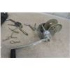 Image 2 : Hand Winch, Trailer Hitch Pins, Socket Set, 3/8