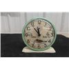 Image 1 : Early Bird Wind-Up Alarm Clock, Vintage