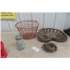Image 1 : Egg Basket Implement Set, Cream Crate Chicken Water Dish