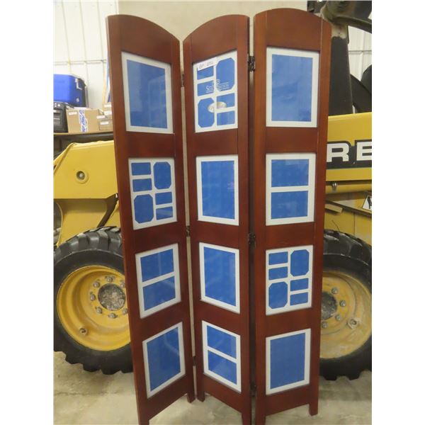 3 Section Folding Picture Frame 34" x 60"