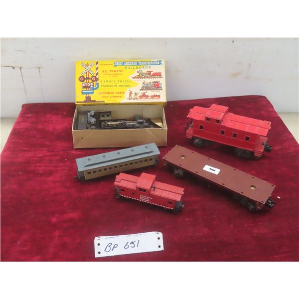 Early American Transportation Railroads O Gauge Plastic Scale Models With Original Box and 4 Additi