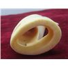 Image 4 : Vintage Inuit Hand Carved Penguin Carved From Bone 4" Tall