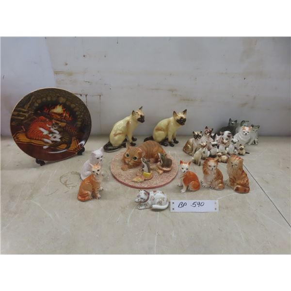 Catnapping Collector Plate With Stand and Large Collection of Ceramic Cats Including Franklin Mint