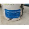 Image 5 : 50 Liter Potting Soil 1/3 Bag Perlite Pruning Saw Plastic Starter Pots and Totes