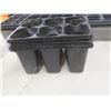 Image 9 : 50 Liter Potting Soil 1/3 Bag Perlite Pruning Saw Plastic Starter Pots and Totes