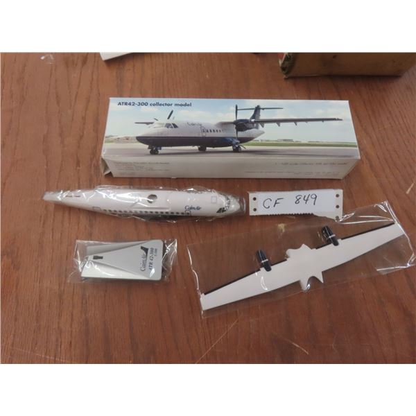 Calm Air ATR 42 300 Collector Model Scale 1/100