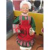 Image 4 : Santa and Mrs Claus Christmas Decor 19" Tall