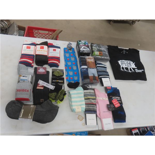 New Socks!!  Calvin Klein, Kodak, Timberland, Star Wars, Mens Boxer Shorts and  XL T-Shirt