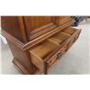 Image 6 : Dresser 56" x 42" x 20".